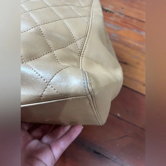 Chanel Beige Lambskin Leather Quilted Hand Bag(Damaged) - Picture 6 of 17